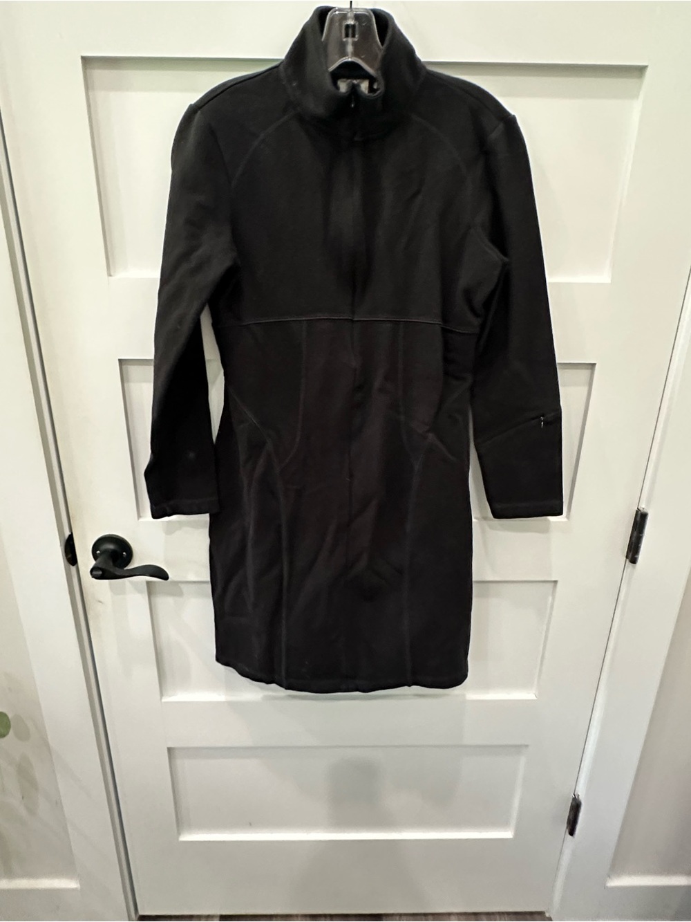 Athleta Black Athletic Long sleeve dress, Size Medium